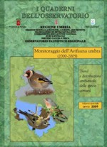 Copertina del quaderno avifauna con sfondo di foglie nelle sfumature del verde