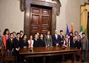 presidente tesei riceve delegazione di giovani studenti cinesi 