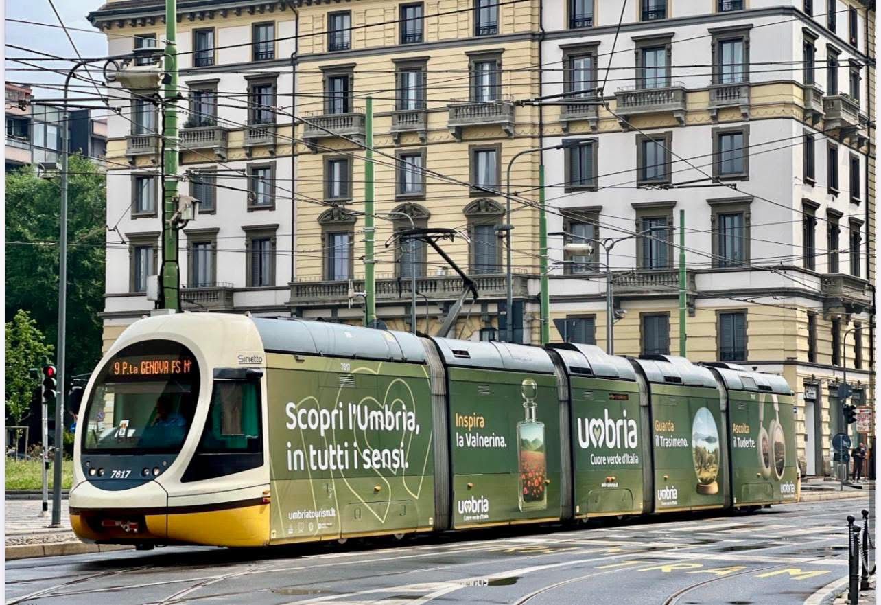 Tram brandizzato Scopri l'Umbria in tutti i sensi