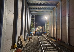avanzamento lavori linea ferroviaria Orte Falconara galleria artificiale paramassi Giuncano