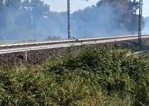 incendio linea ferroviaria foto repertorio