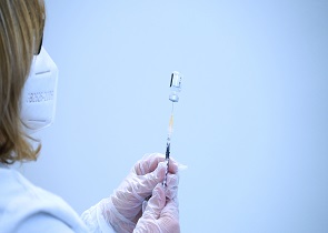 Sanità, al via la campagna vaccinale 2024-2025: assessore Coletto: “fondamentale per la protezione della popolazione a partire dai soggetti fragili”